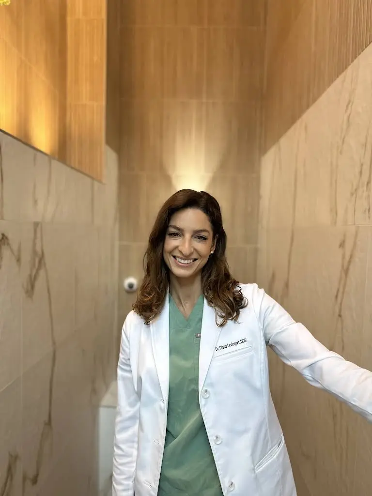 Livingart Dentistry - Professional dental clinic exterior with modern facilities