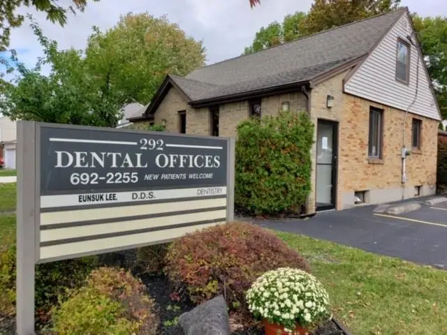 North Tonawanda Smiles Dentistry - Dr Eunsuk Lee - Professional dental clinic exterior with modern facilities
