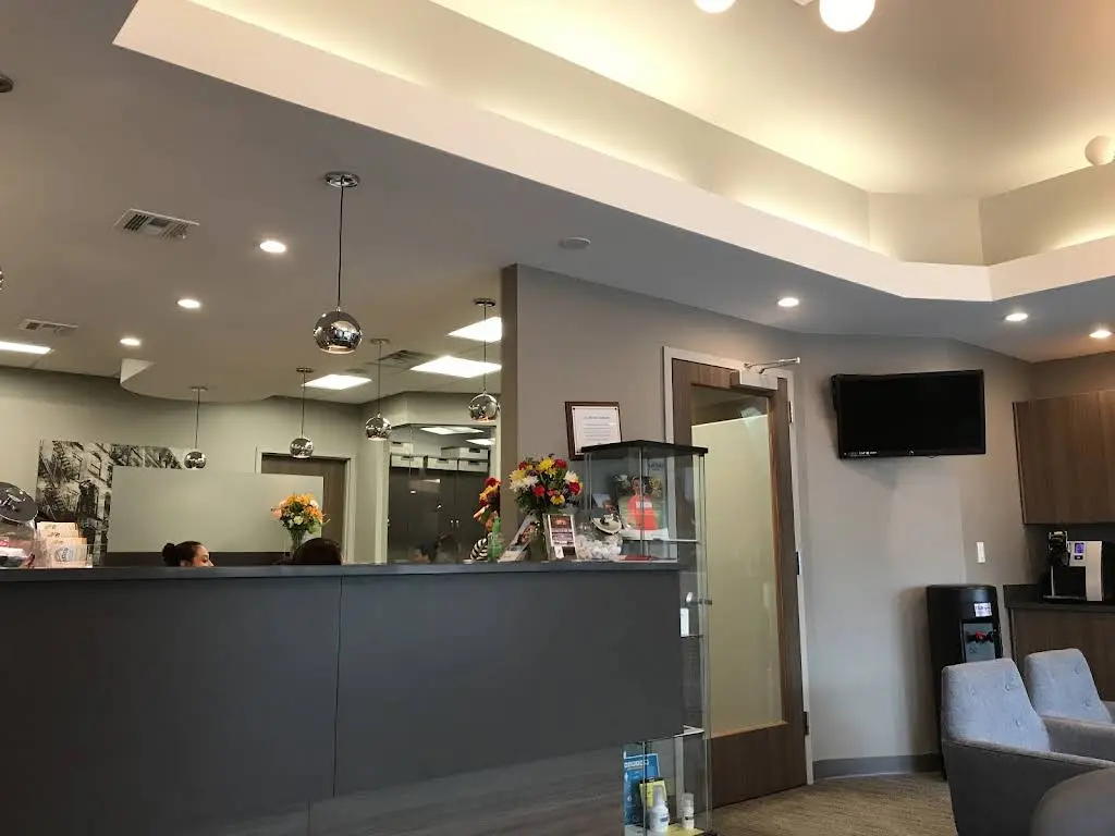 Roselle Park Dental & Implants - Professional dental clinic exterior with modern facilities