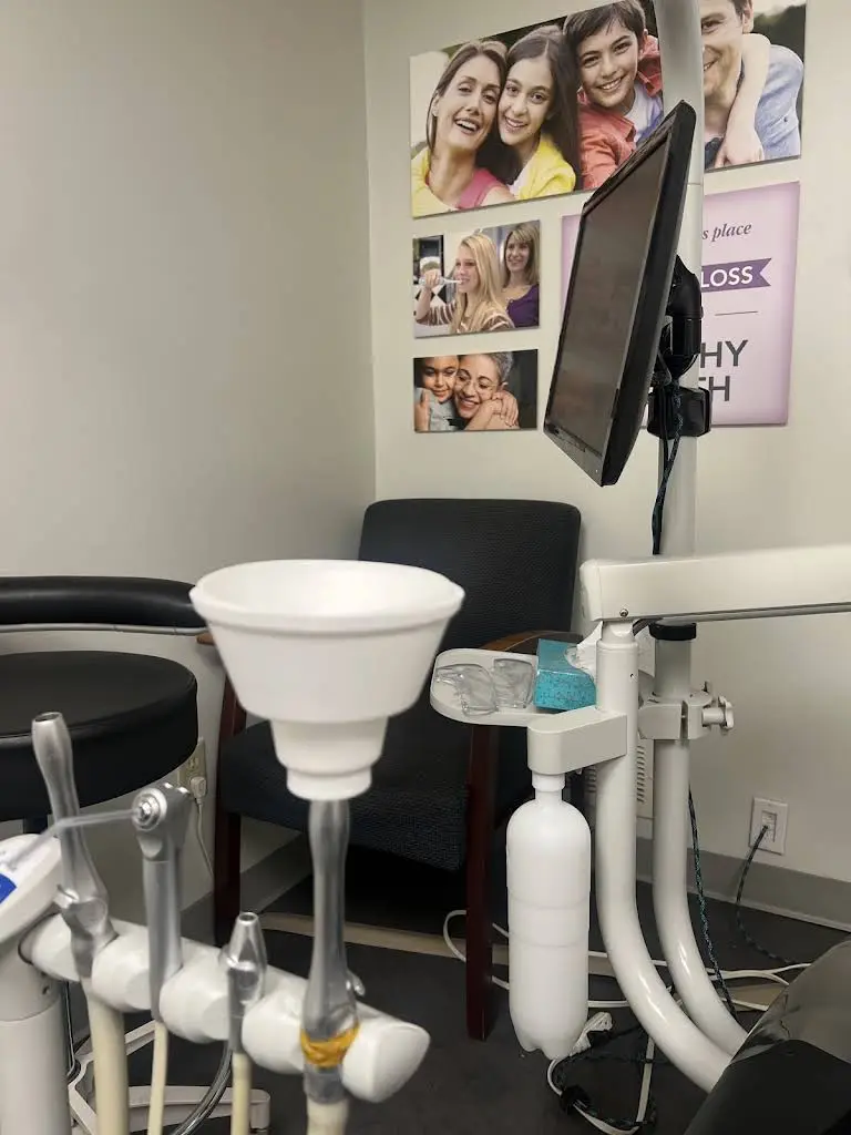 Great Expressions Dental Centers - Professional dental clinic exterior with modern facilities