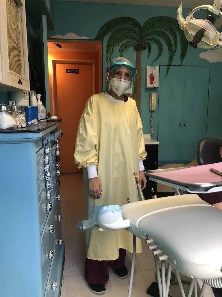 Pearly Whites Pediatric Dentistry