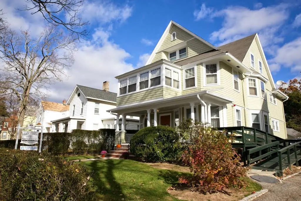 Glen Ridge Cosmetic and Family Dentistry - Professional dental clinic exterior with modern facilities