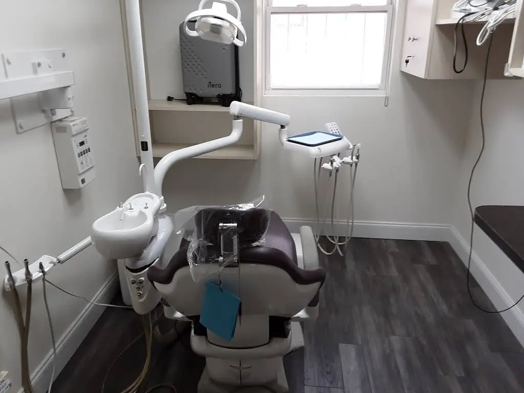 Yogi Dental Center