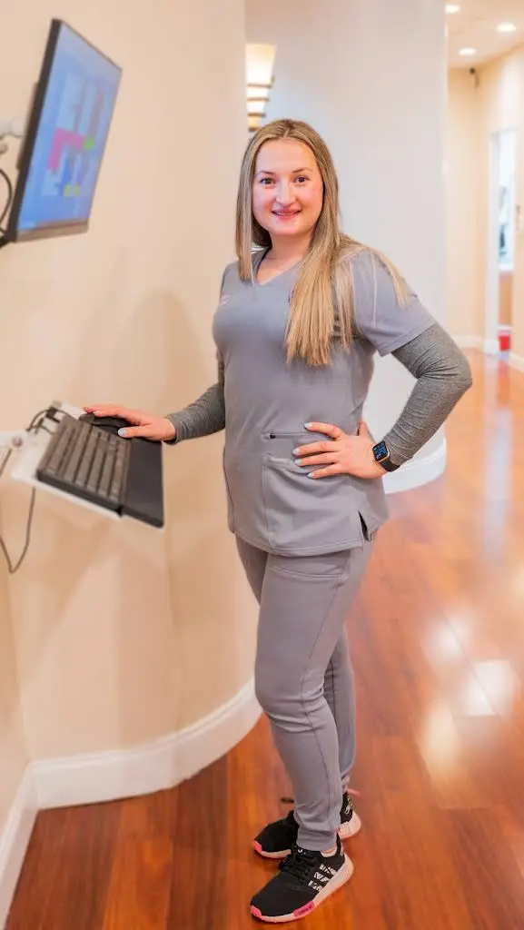 b Dental Spa