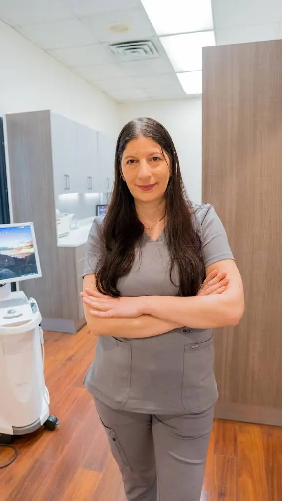 b Dental Spa