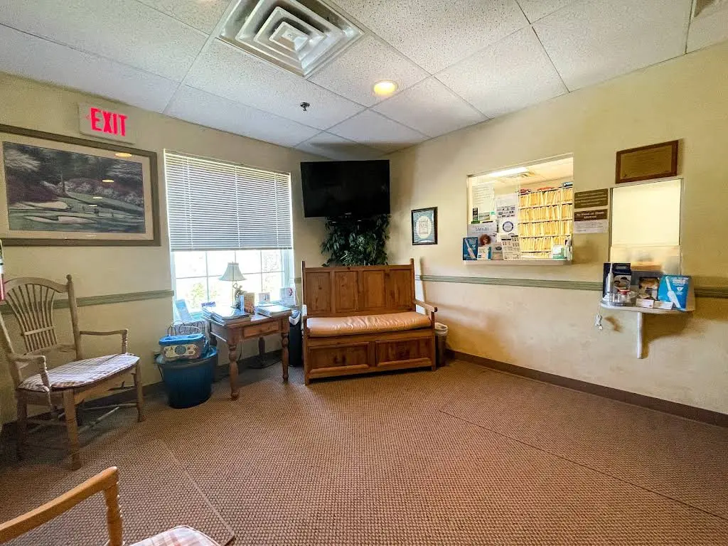 Lincoln Commons Dental Associates PA - Professional dental clinic exterior with modern facilities