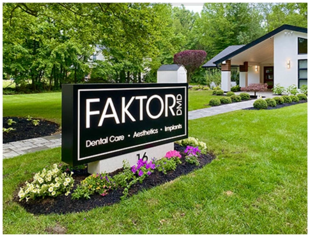 FaktorDMD - Professional dental clinic exterior with modern facilities