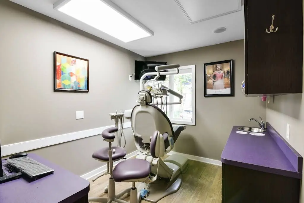 Happy Smile Dental & Associates LLC
