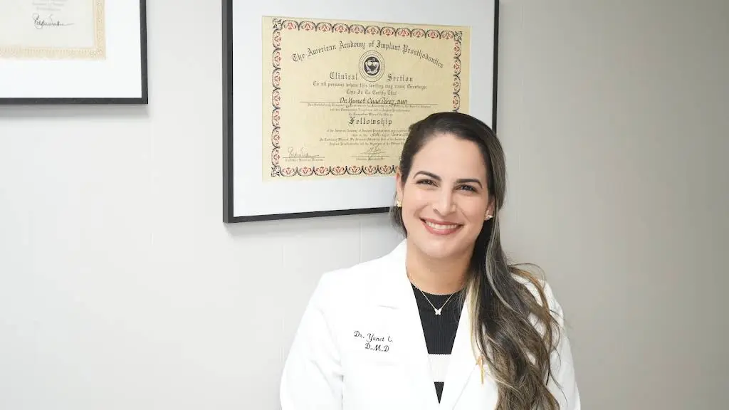 Smile Design and Implant Center