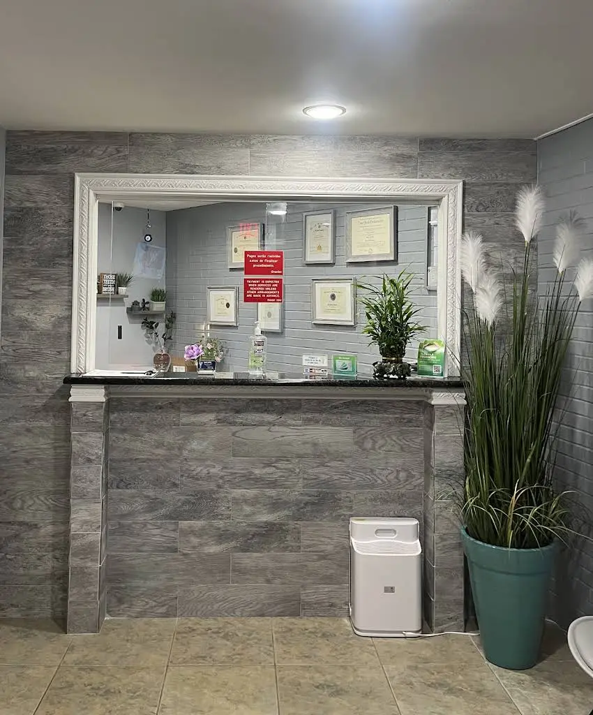 Suave Dental - Professional dental clinic exterior with modern facilities