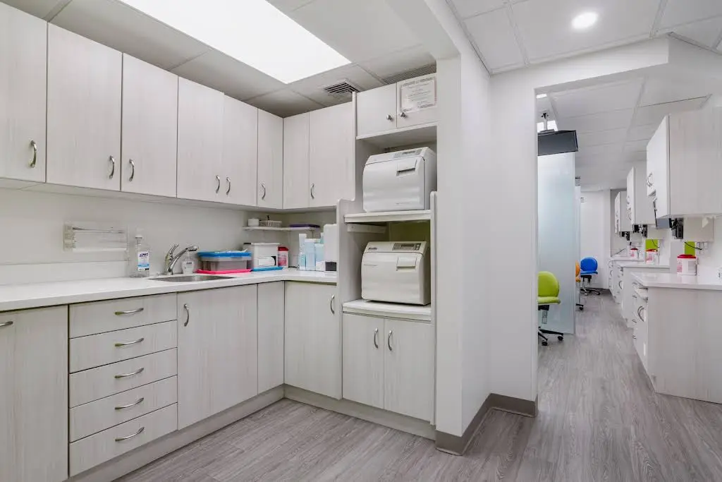 Brownstone Dental / Brownstone Pediatric Dentistry