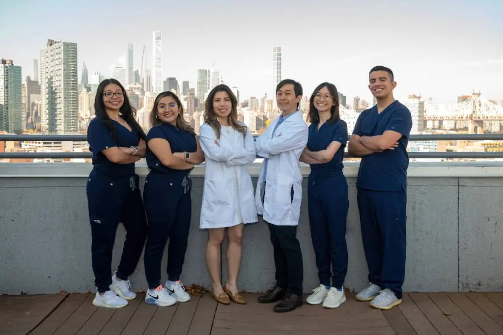 1311 Jackson Ave Dental - Professional dental clinic exterior with modern facilities