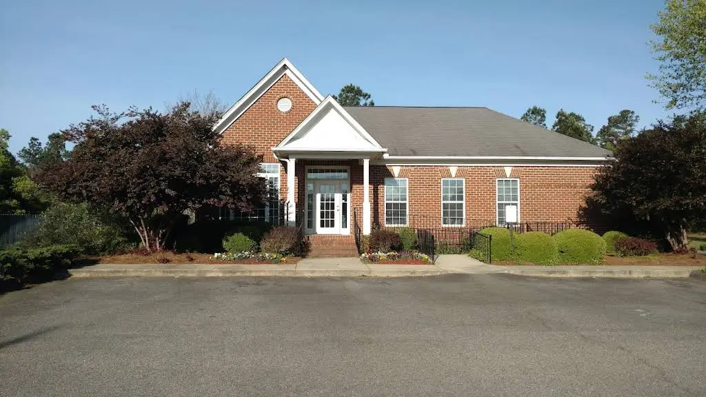 J. Martin Echols DMD / Echols Dentistry - Professional dental clinic exterior with modern facilities