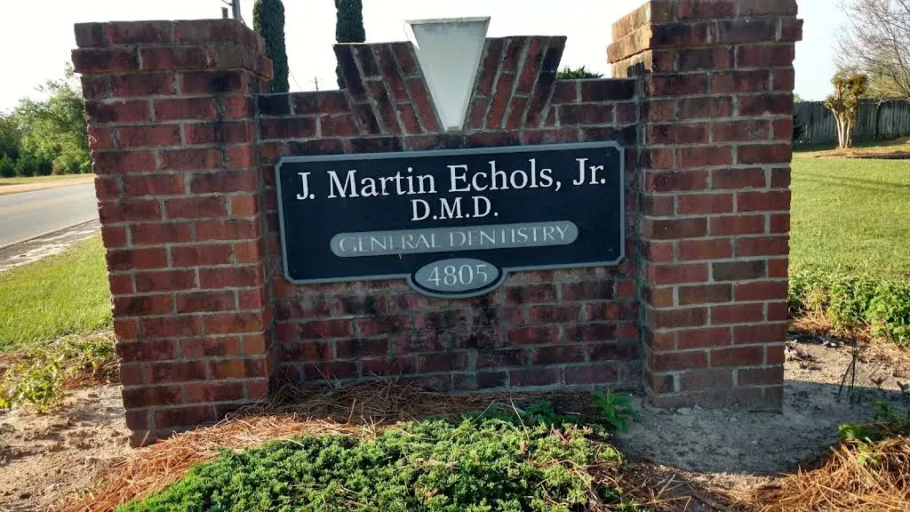 J. Martin Echols DMD / Echols Dentistry