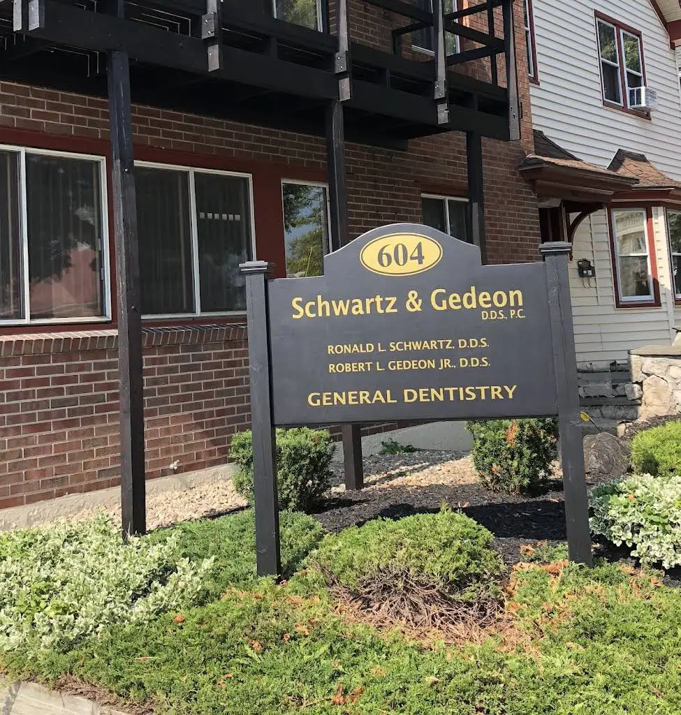 Schwartz & Gedeon, D.D.S., P.C. - Professional dental clinic exterior with modern facilities