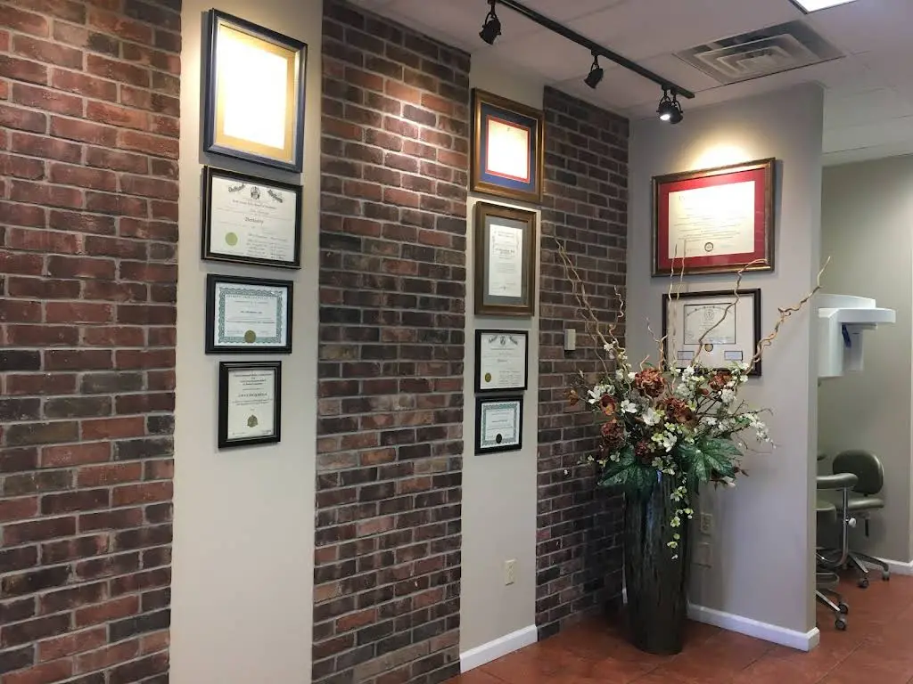 E & M Dental