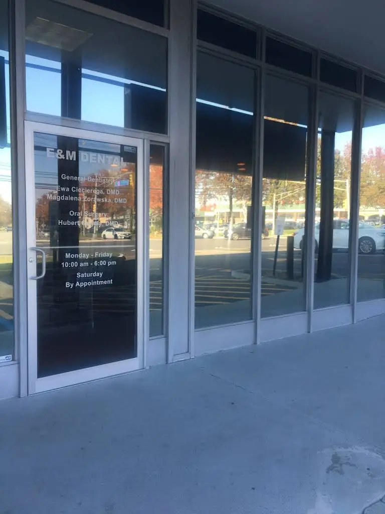 E & M Dental