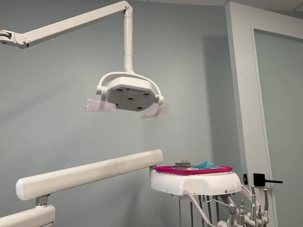 Hello Dental - Professional dental clinic exterior with modern facilities