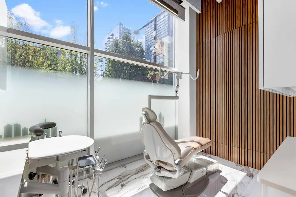 LIC Dental Associates
