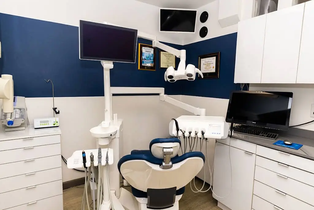 Sutton Place Dental Associates