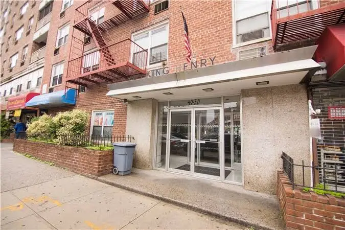 All Smiles General Dentistry - Professional dental clinic exterior with modern facilities