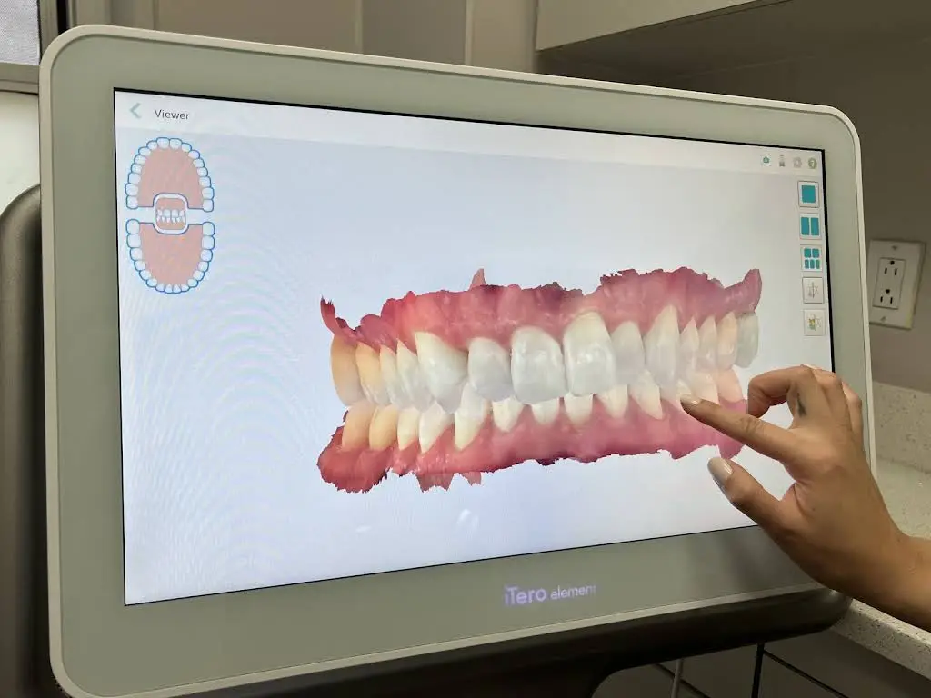 Arch Dental