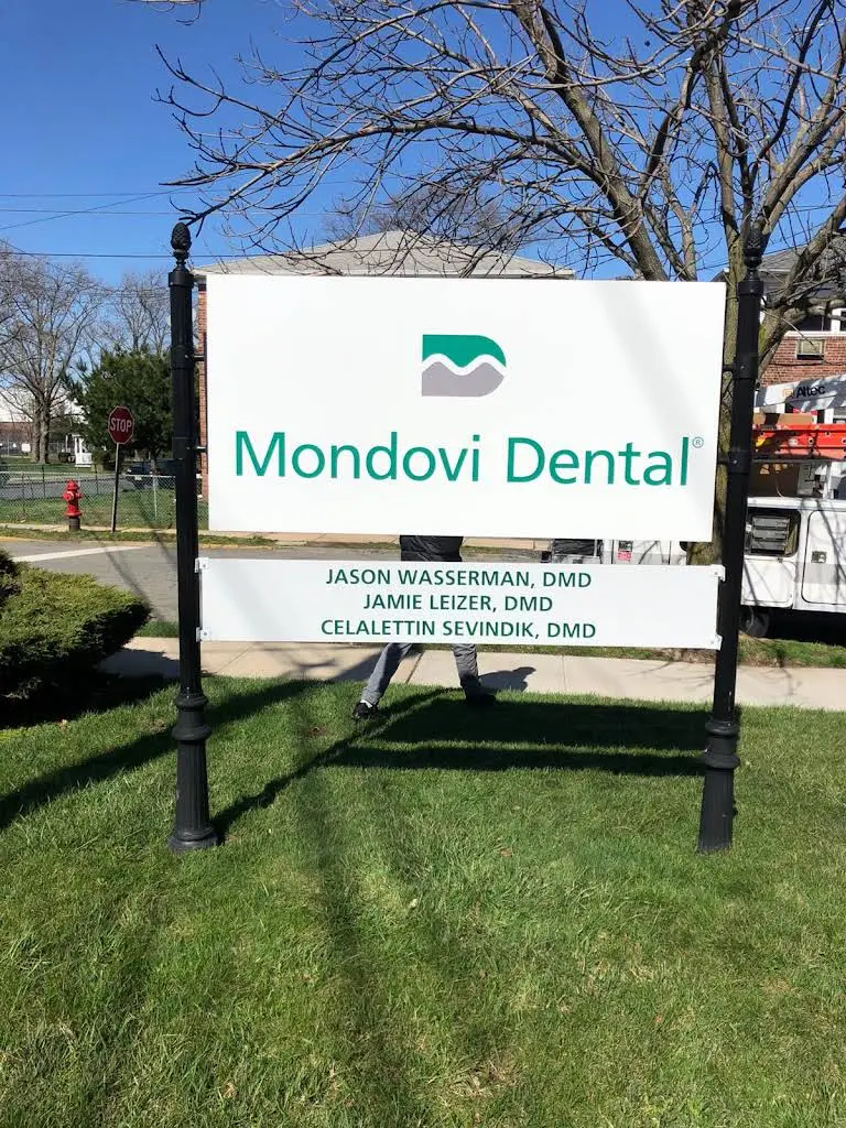 Mondovi Dental