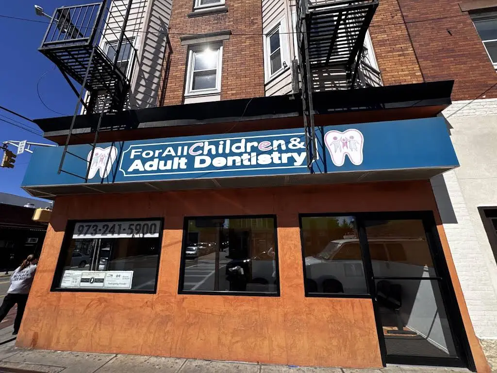 Harrison Family Dentist - Professional dental clinic exterior with modern facilities