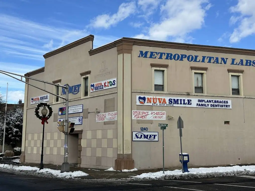 NÜVA Smile - Professional dental clinic exterior with modern facilities