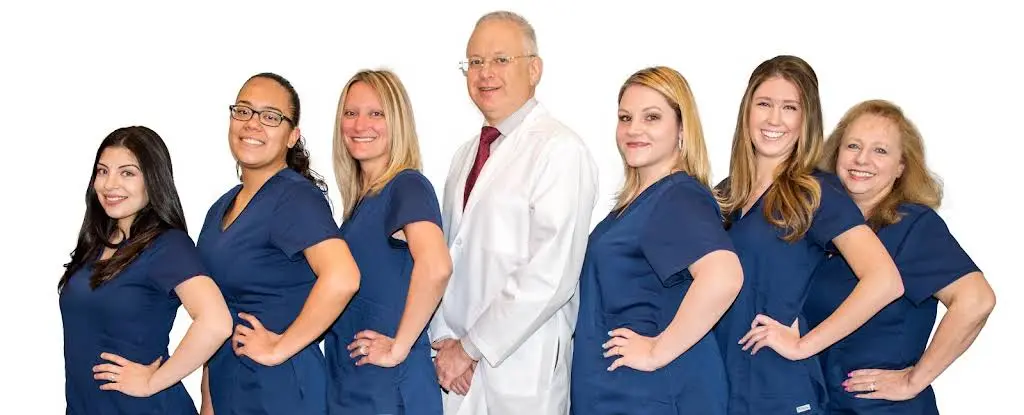 Hawthorne Dental Associates - Professional dental clinic exterior with modern facilities