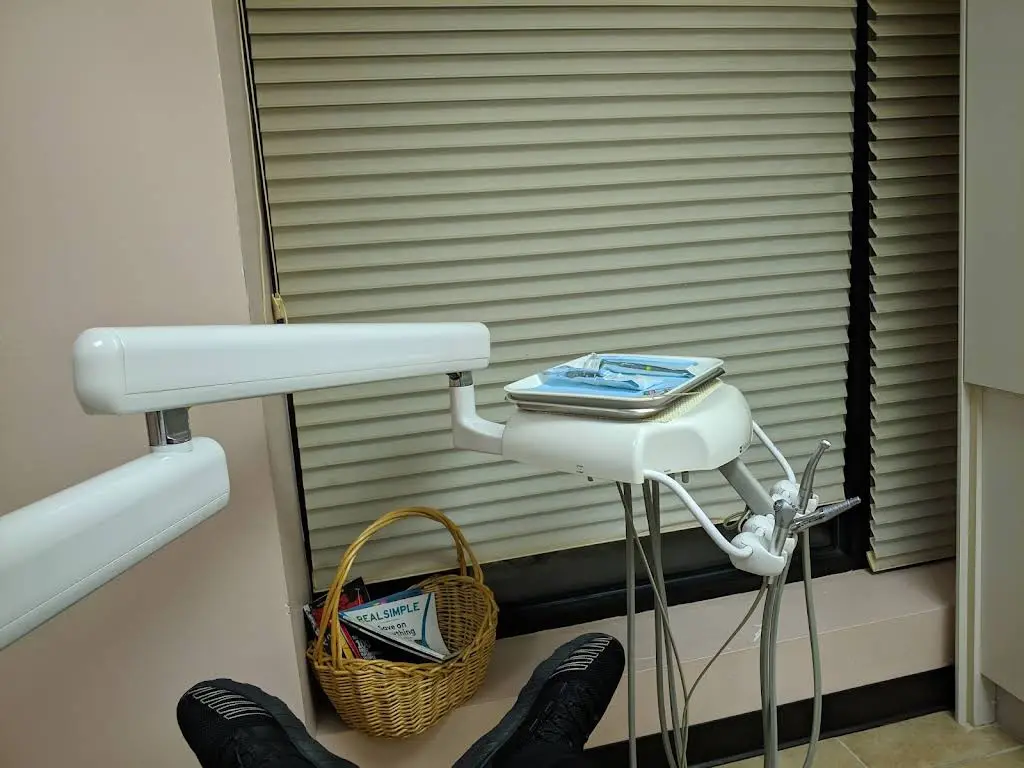 Hawthorne Family Dentistry - Professional dental clinic exterior with modern facilities