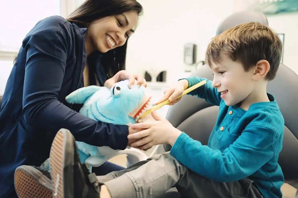 Surfside Smile Co. Pediatric Dentistry and Orthodontics - Professional dental clinic exterior with modern facilities