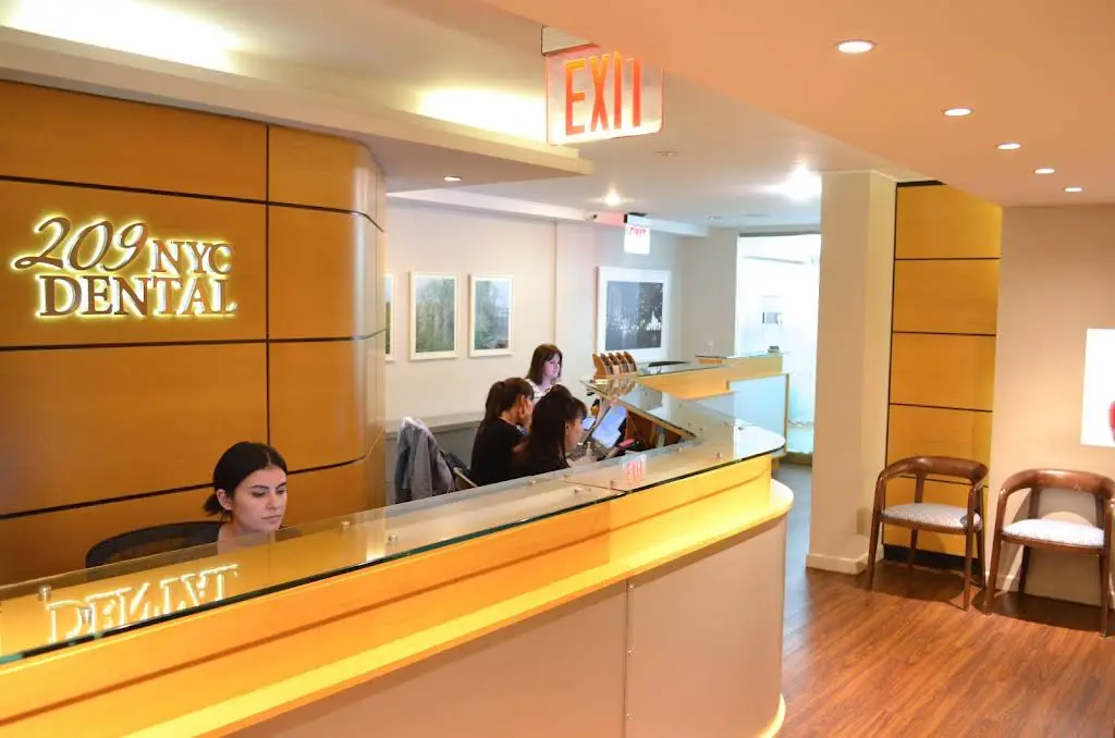 209 NYC Dental - Professional dental clinic exterior with modern facilities