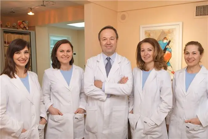 Midtown East Dental - Professional dental clinic exterior with modern facilities