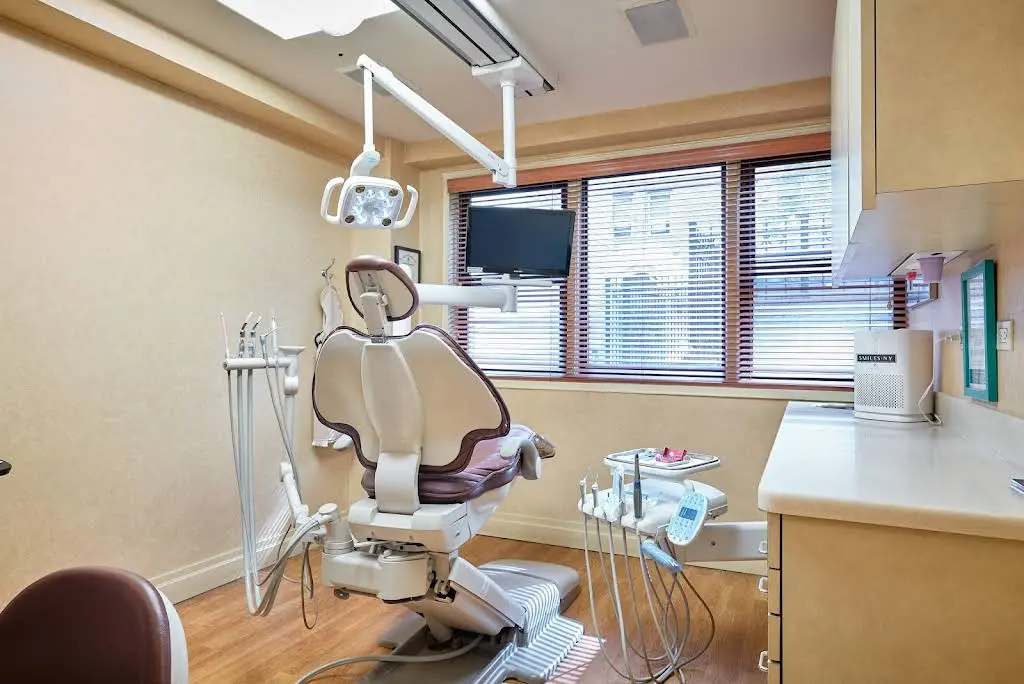 SmilesNY - Professional dental clinic exterior with modern facilities