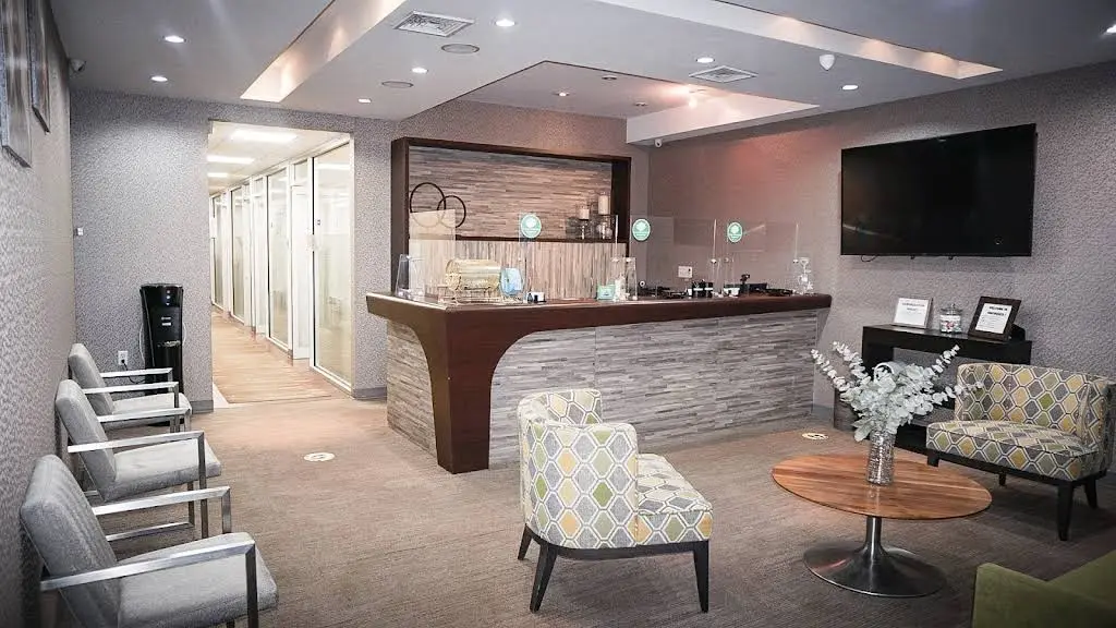 Dentist on Madison - Professional dental clinic exterior with modern facilities