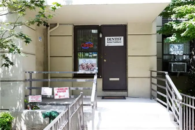 Elite Dental Rego Park