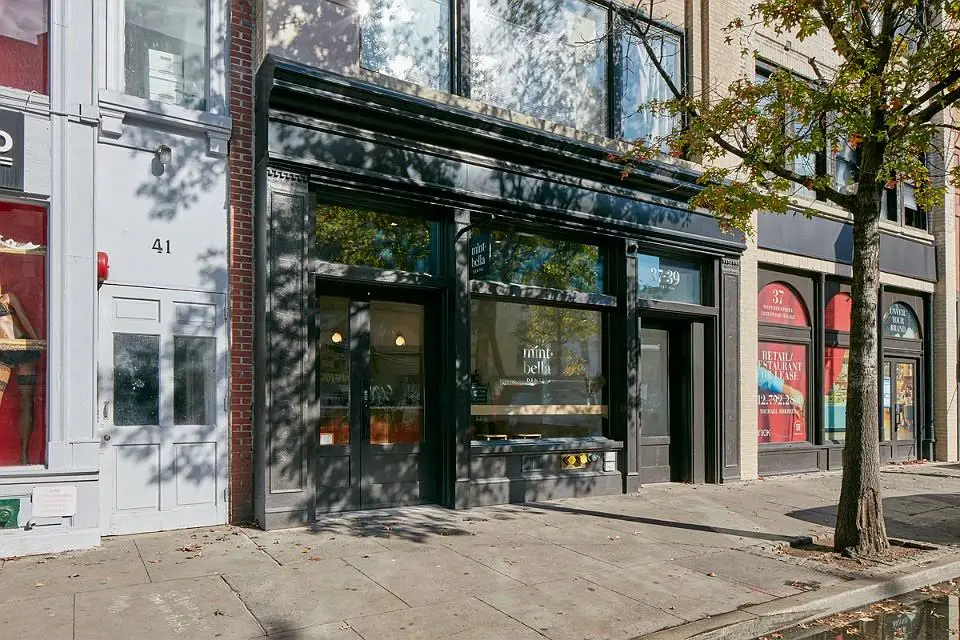 Mint + Bella Dental