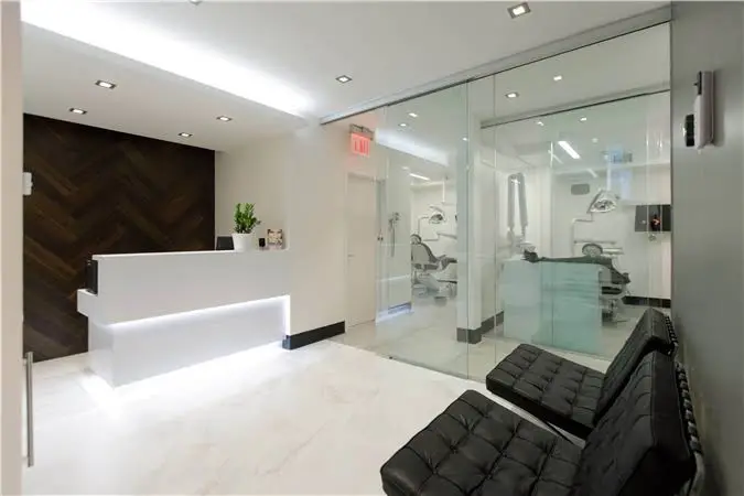 Keith Bracy DDS Dentistry - Professional dental clinic exterior with modern facilities