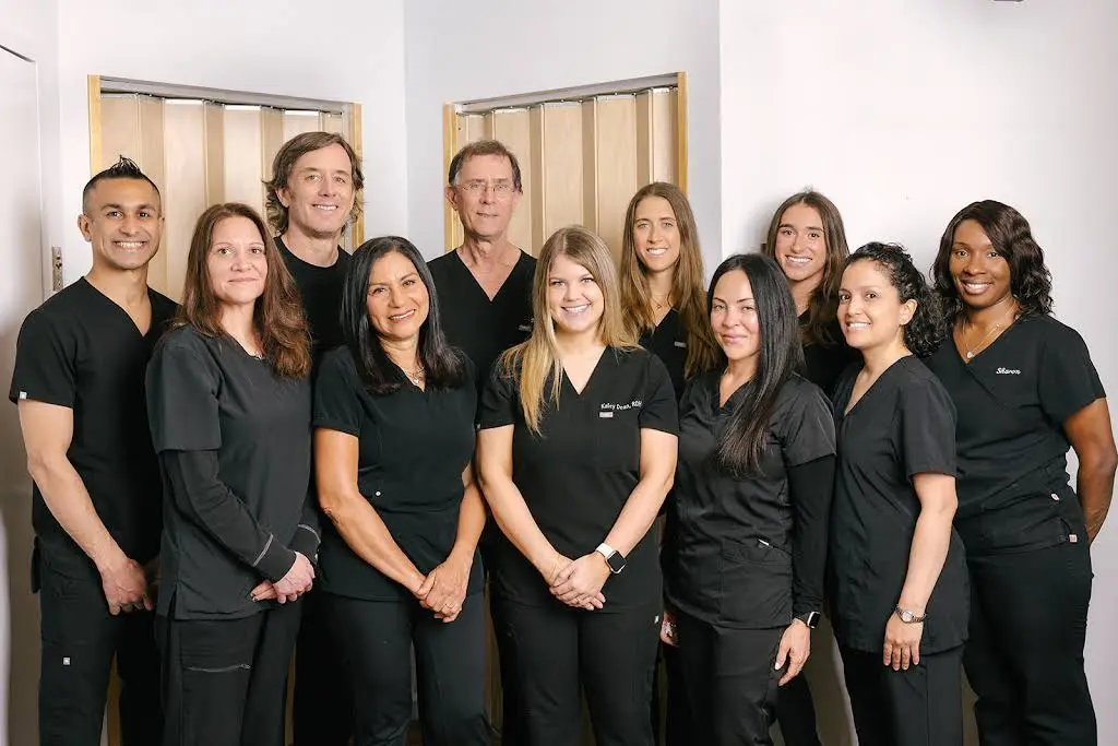 Schweitzer & Schweitzer, PC - Professional dental clinic exterior with modern facilities