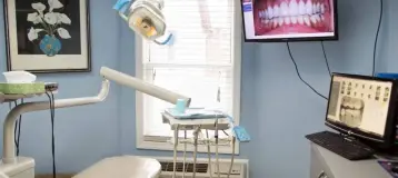 Lyndhurst Family Dental Associates