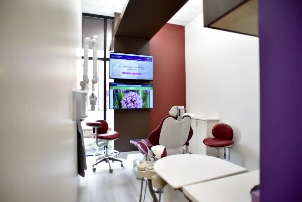 Luchin Dental of Freehold - Professional dental clinic exterior with modern facilities