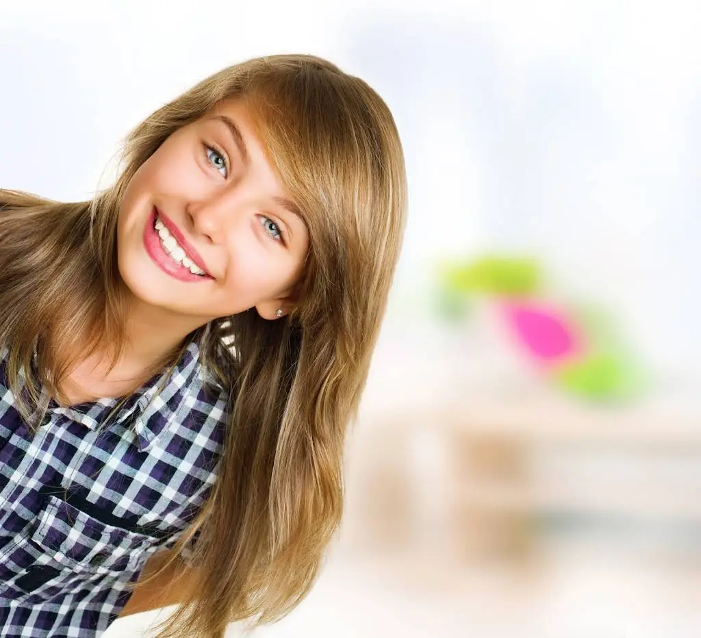 Innovative Dentistry - Professional dental clinic exterior with modern facilities