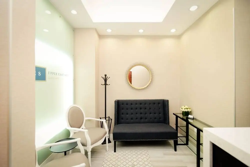 Midtown Dental Group Upper East Side - Professional dental clinic exterior with modern facilities