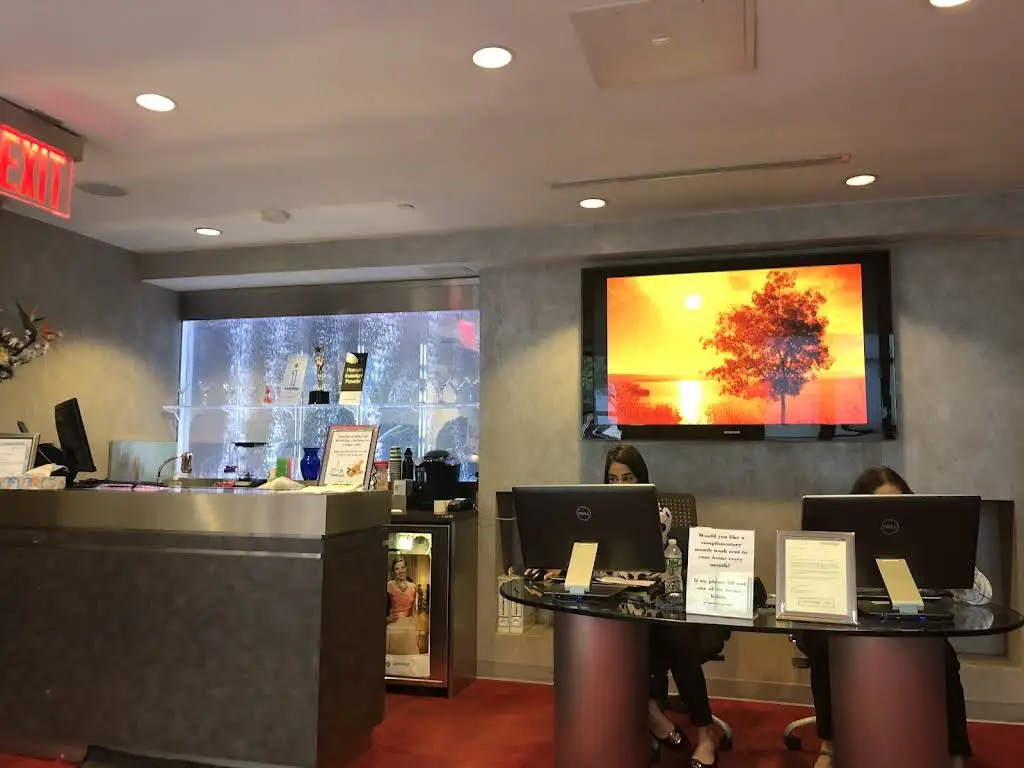 Smile Cafe Dental Spa