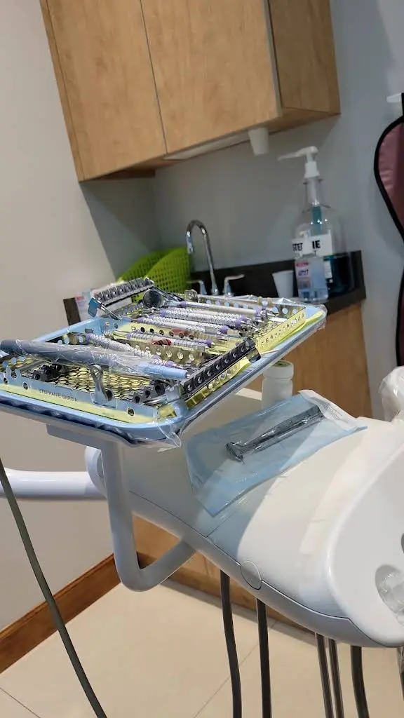 Friends Family Dental & Braces Corona NY - Professional dental clinic exterior with modern facilities