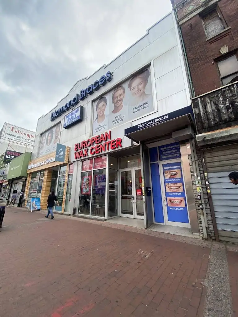 Diamond Braces - Professional dental clinic exterior with modern facilities