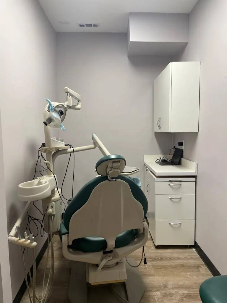 Pura Dental Center Jamaica