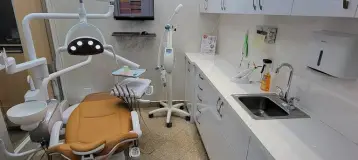 21 Century Cosmetic Dentistry