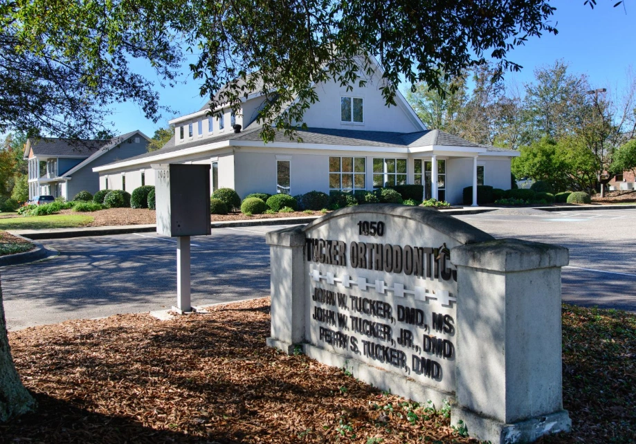Tucker Orthodontics - Professional dental clinic exterior with modern facilities